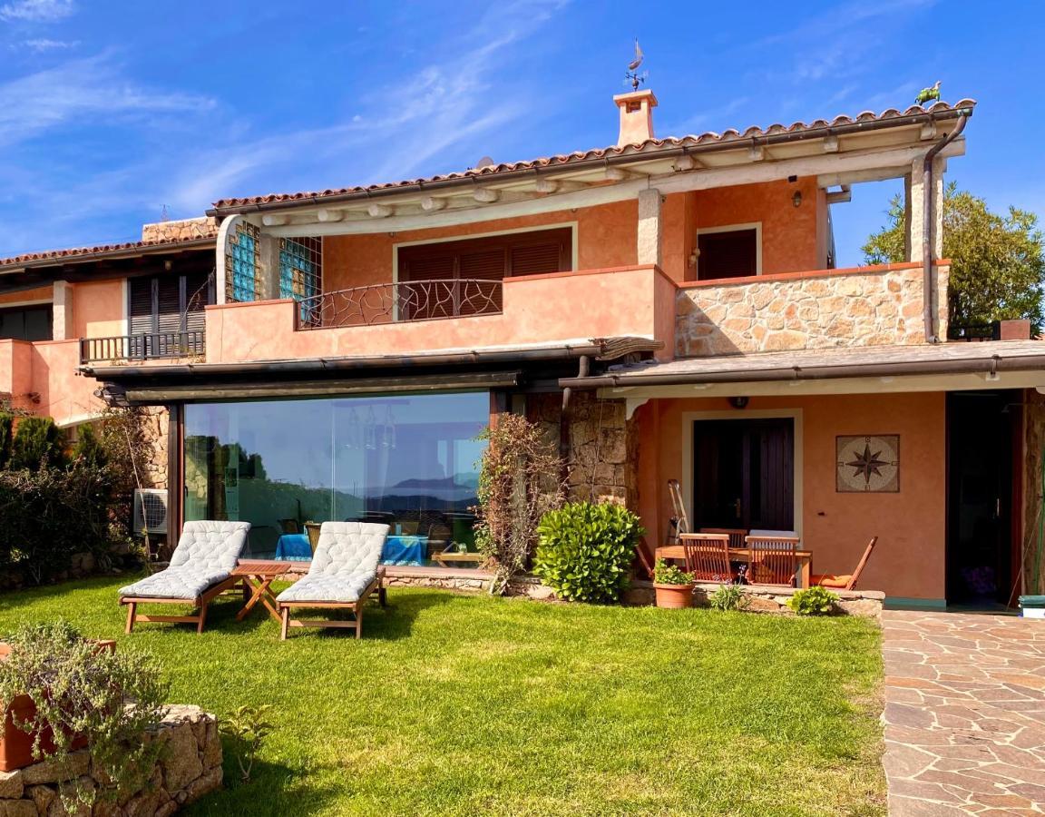 Claude&Kate'S Dream House Villa Porto San Paolo  Exterior photo