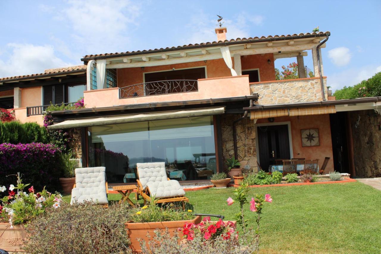 Claude&Kate'S Dream House Villa Porto San Paolo  Exterior photo